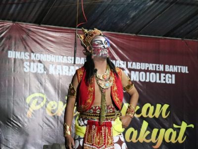 [Foto Dokumentasi] Pertunjukan Rakyat “KIM Grandis” Mojolegi, Karangtengah, Imogiri (15/03)
